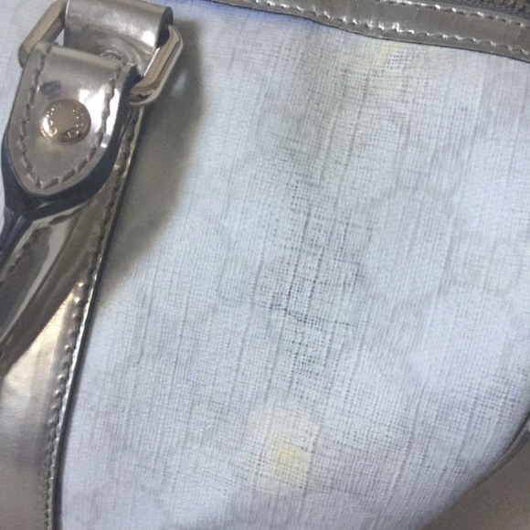 SOLD - Authentic Used Gucci Joy Boston Bag - Picture 4 of 8